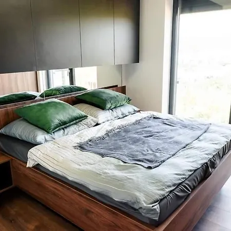 Luxury Kvp