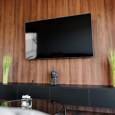 Apartamento Luxury Kvp *